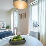 Апартаменты Nomad's Lux - 1bdr The Secret Corner *